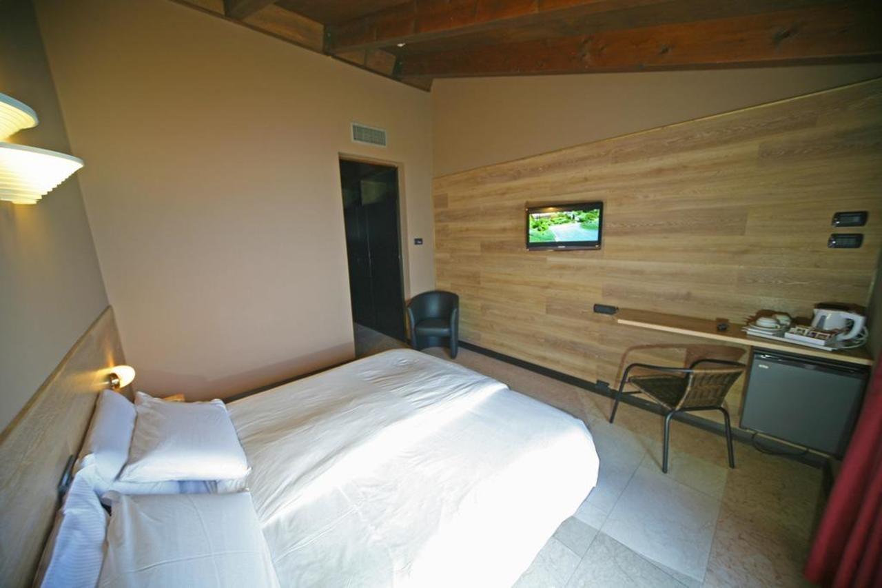 Hotel La Pauel Sirmione Dış mekan fotoğraf