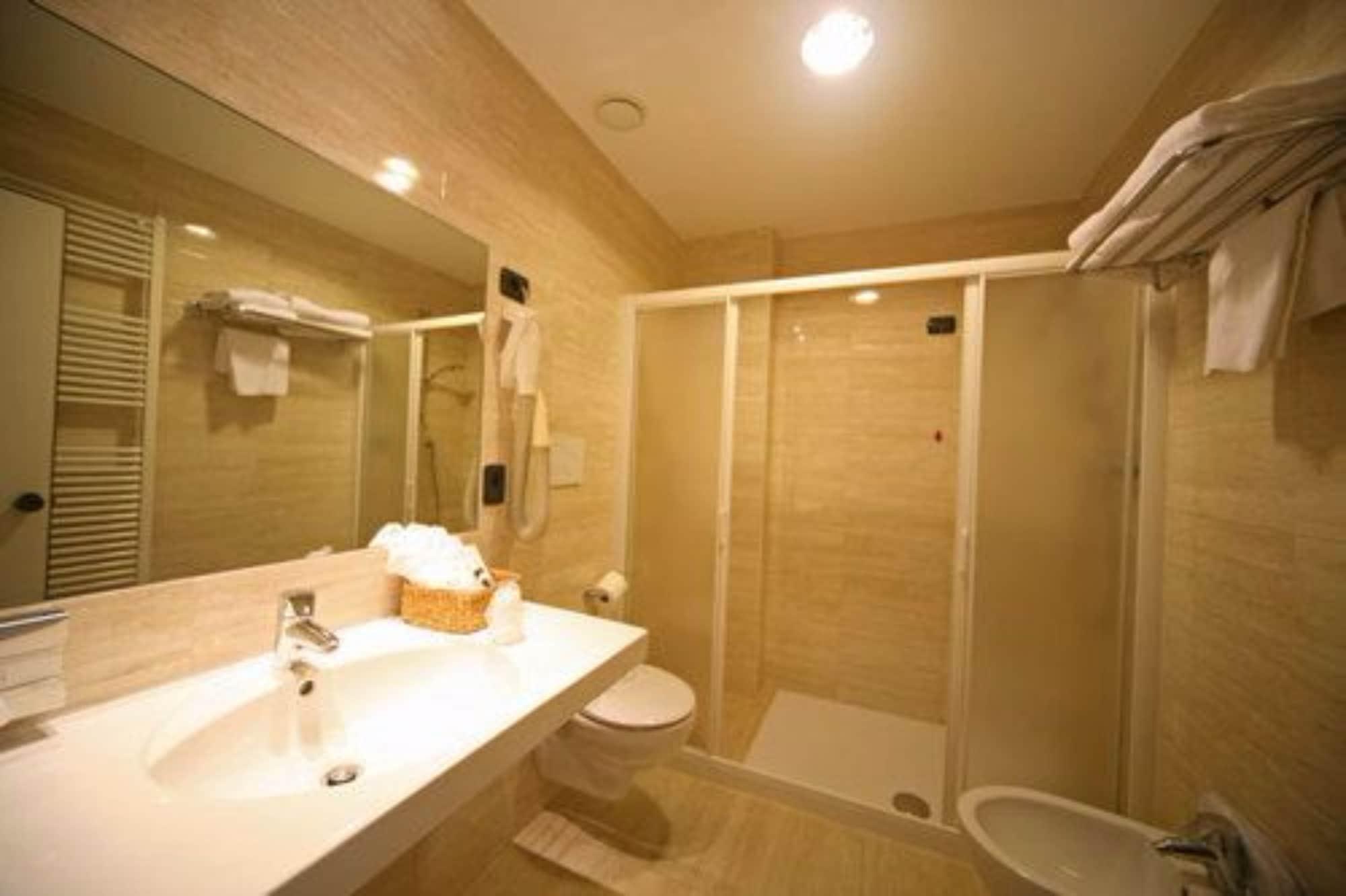 Hotel La Pauel Sirmione Dış mekan fotoğraf