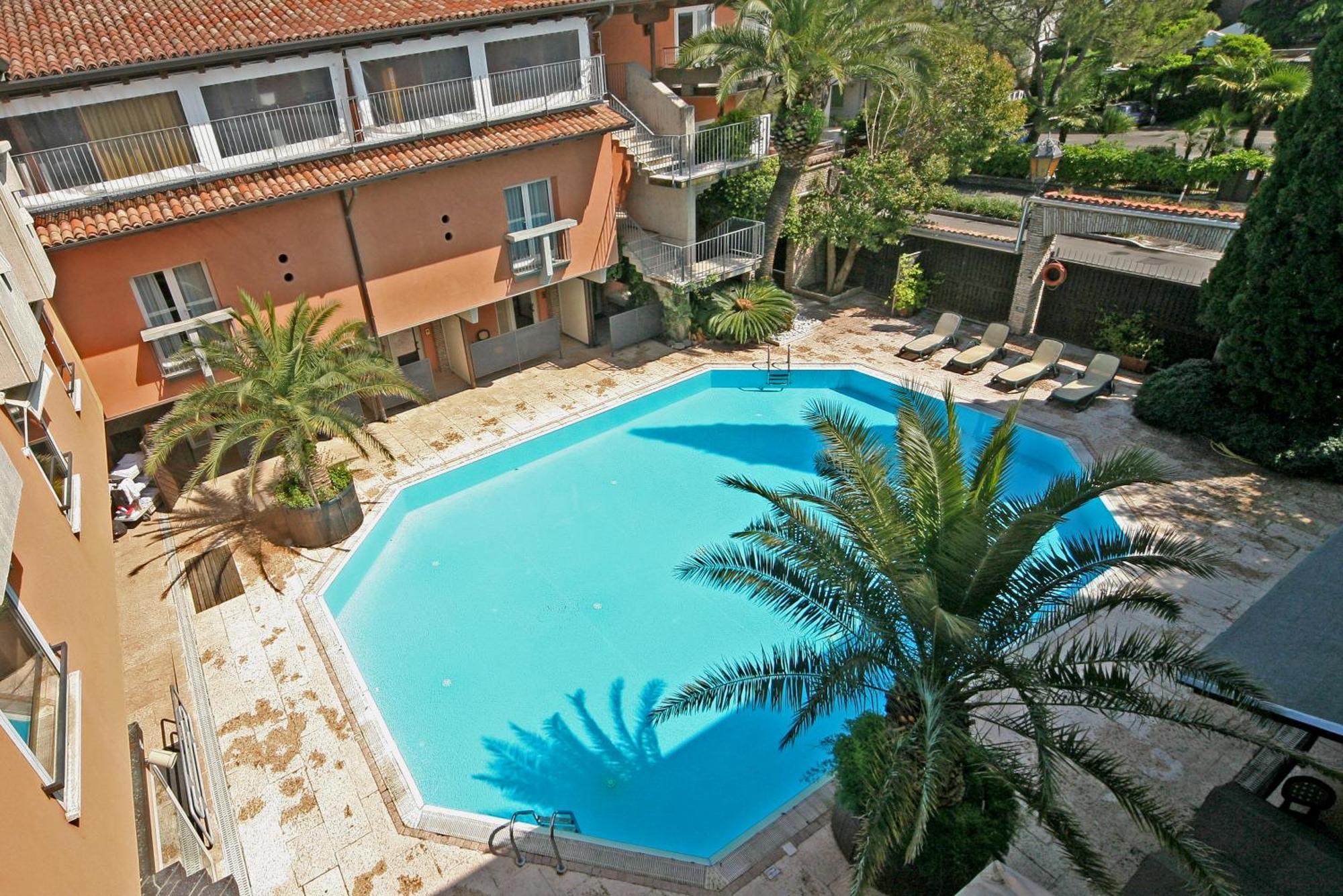 Hotel La Pauel Sirmione Dış mekan fotoğraf