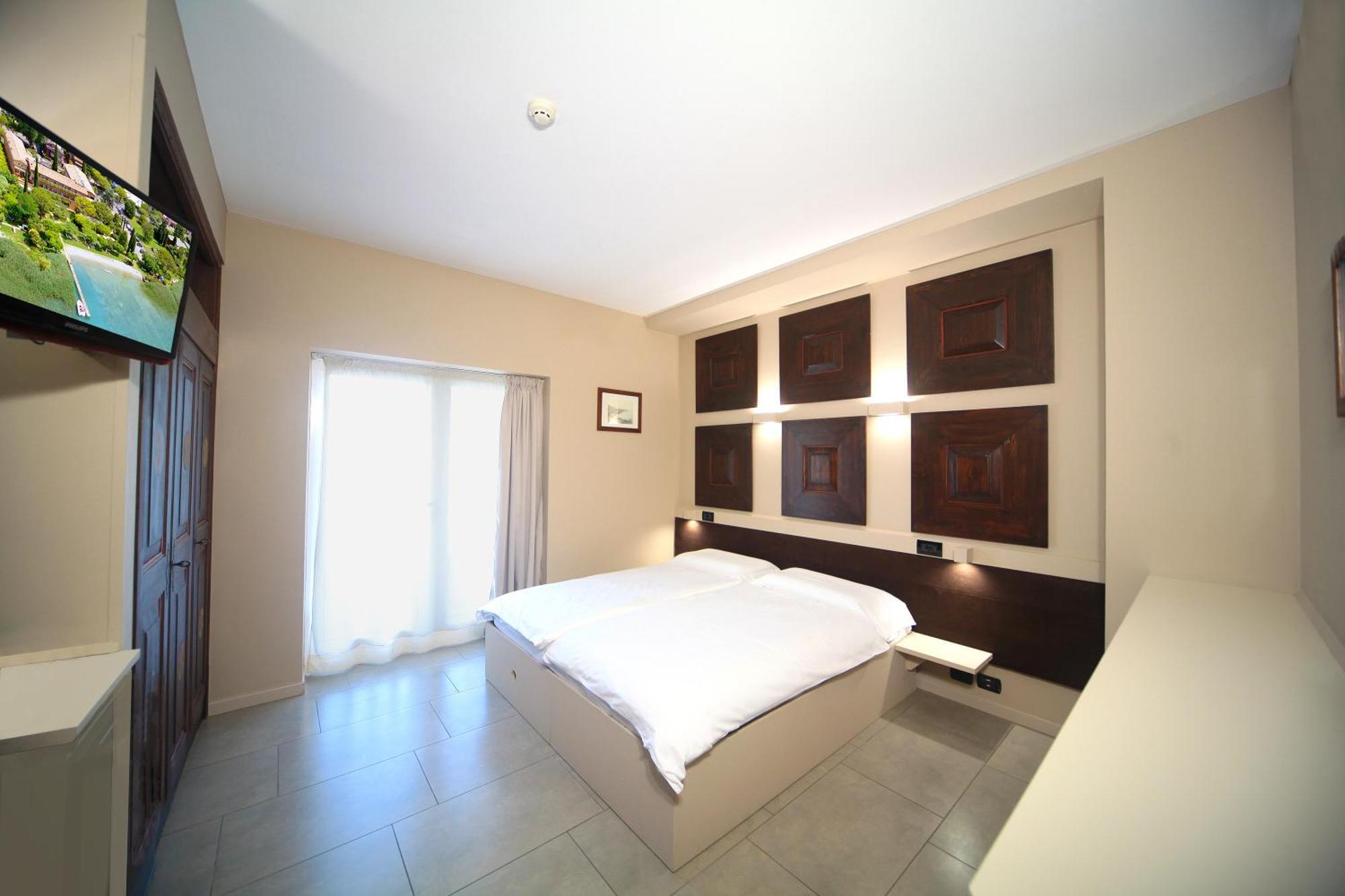 Hotel La Pauel Sirmione Dış mekan fotoğraf